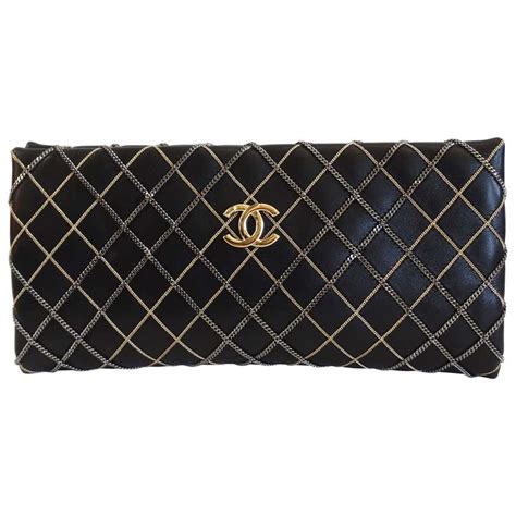 clutch chanel rigida|Clutch with chain .